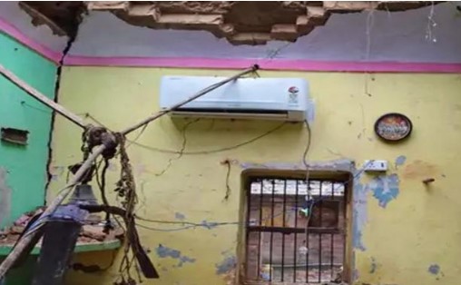 house collapses